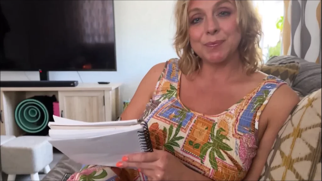 Top 10 Stepmom Porn Scenes of April 2025 The Secret Diary - Brianna Beach - Mom Comes First